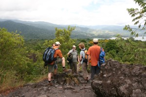 Am Fuß des Arenal
