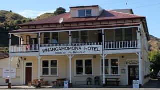 Whangamomona